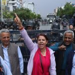 ‘अरू कुरा जान्दैनौं, शिक्षक विभेद मान्दैनौं’
